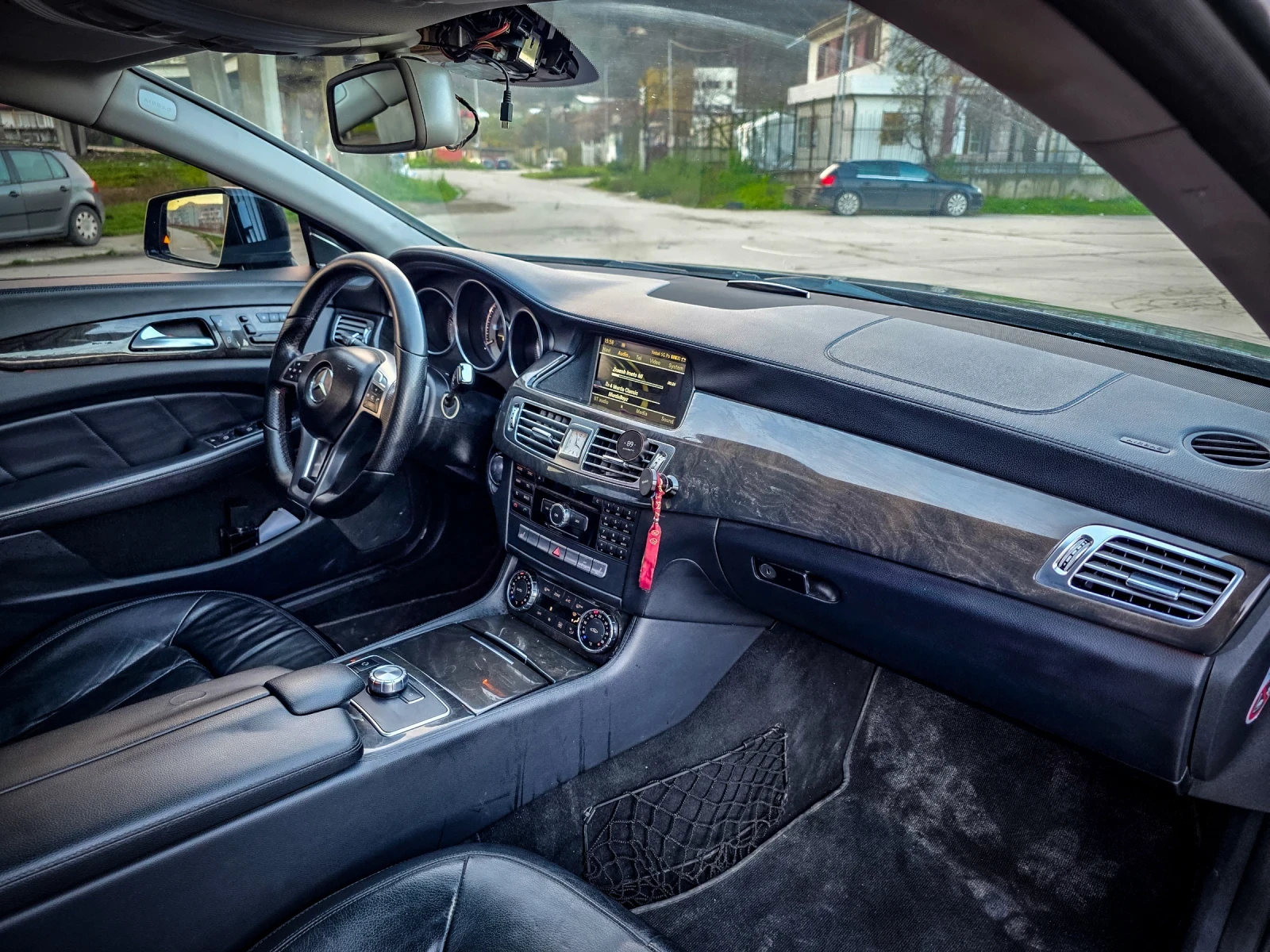 Mercedes-Benz CLS 350 CDI= AMG PACKET= FACELIFT= LOGIC7= DISTRONIC= LANE - изображение 8