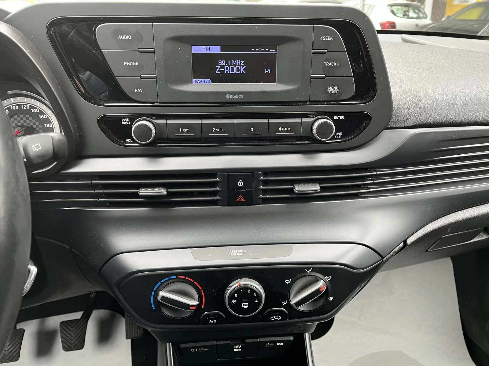 Hyundai I20 1.2i 86 �.� + ��� | Mobile.bg � ����������� 11