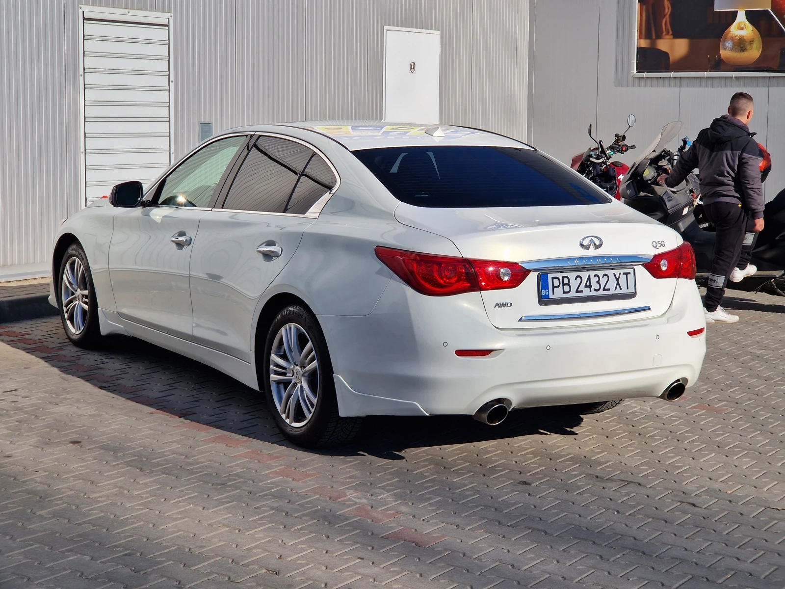 Infiniti Q50 3.7 V6 AWD | 328 к.с. | Bose | 360  камери, снимка 6 - Автомобили и джипове - 53648807