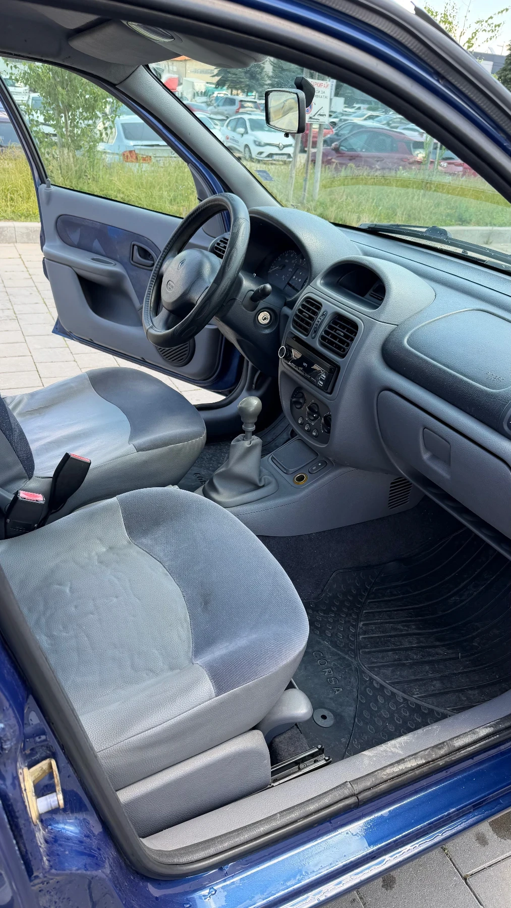 Renault Clio, снимка 6 - Автомобили и джипове - 54892238