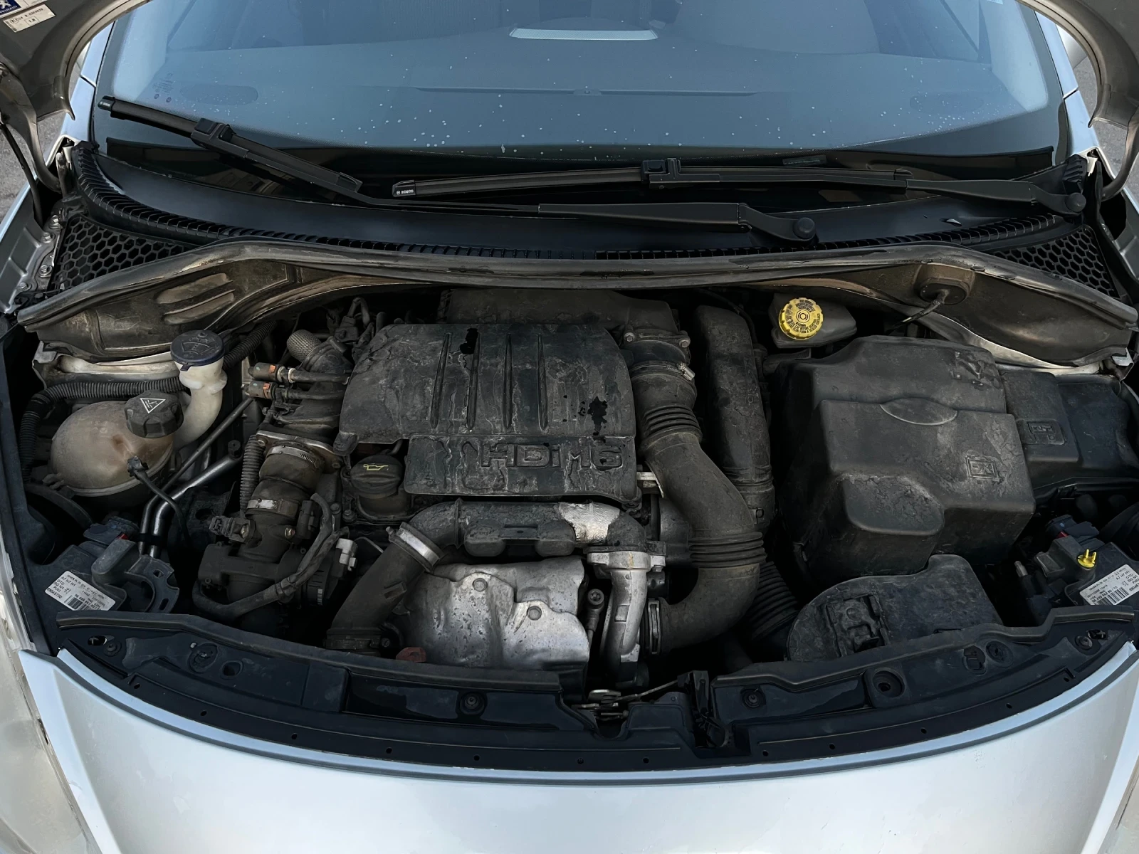 Peugeot 207 1.6HDI - на реални километри, снимка 13 - Автомобили и джипове - 55218723