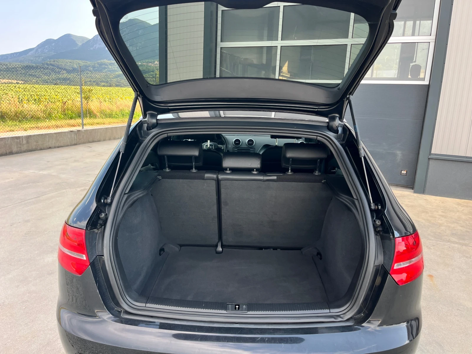 Audi A3 1.9TDI S-LINE, снимка 6 - Автомобили и джипове - 55435052
