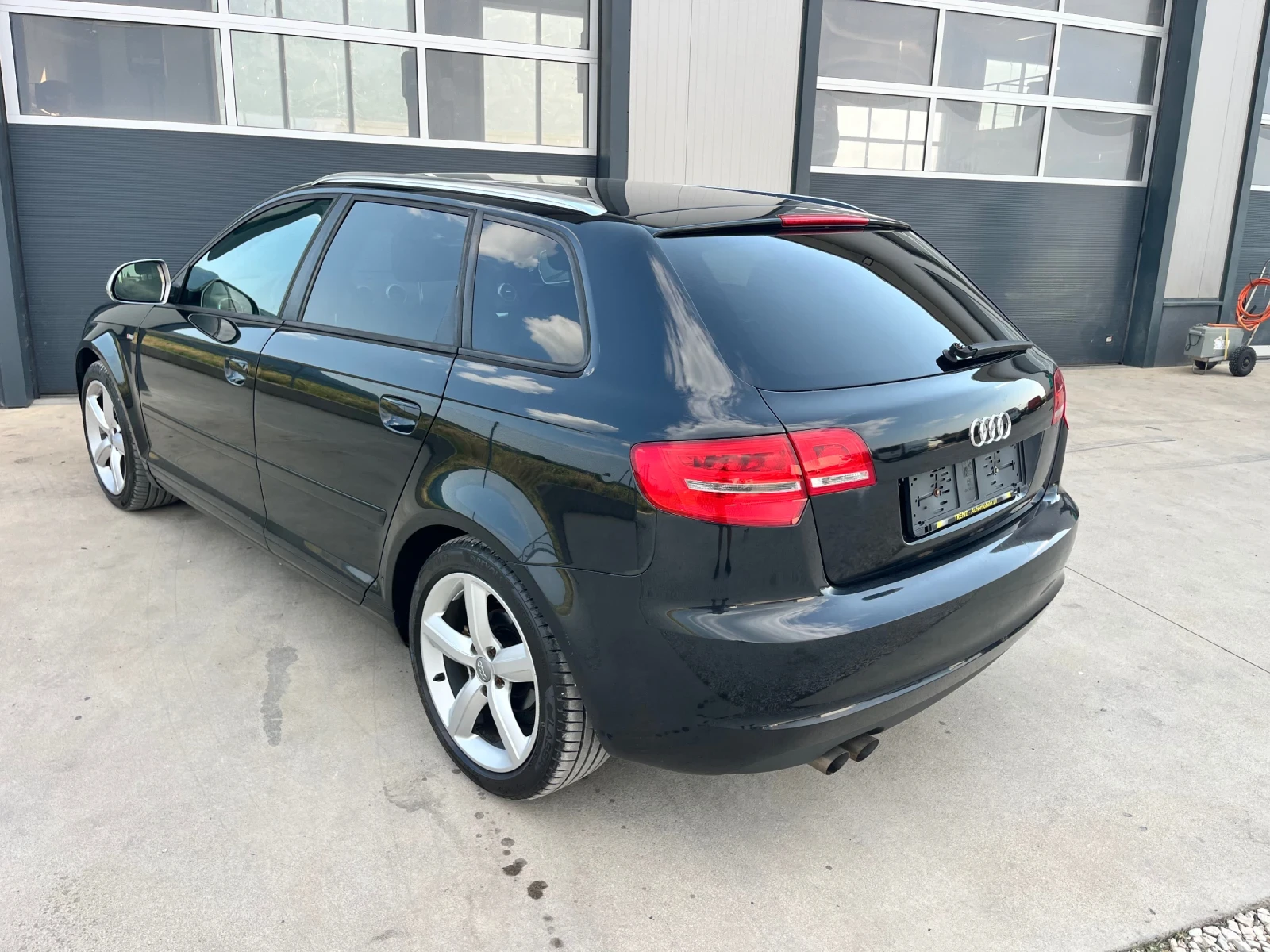 Audi A3 1.9TDI S-LINE, снимка 4 - Автомобили и джипове - 55435052