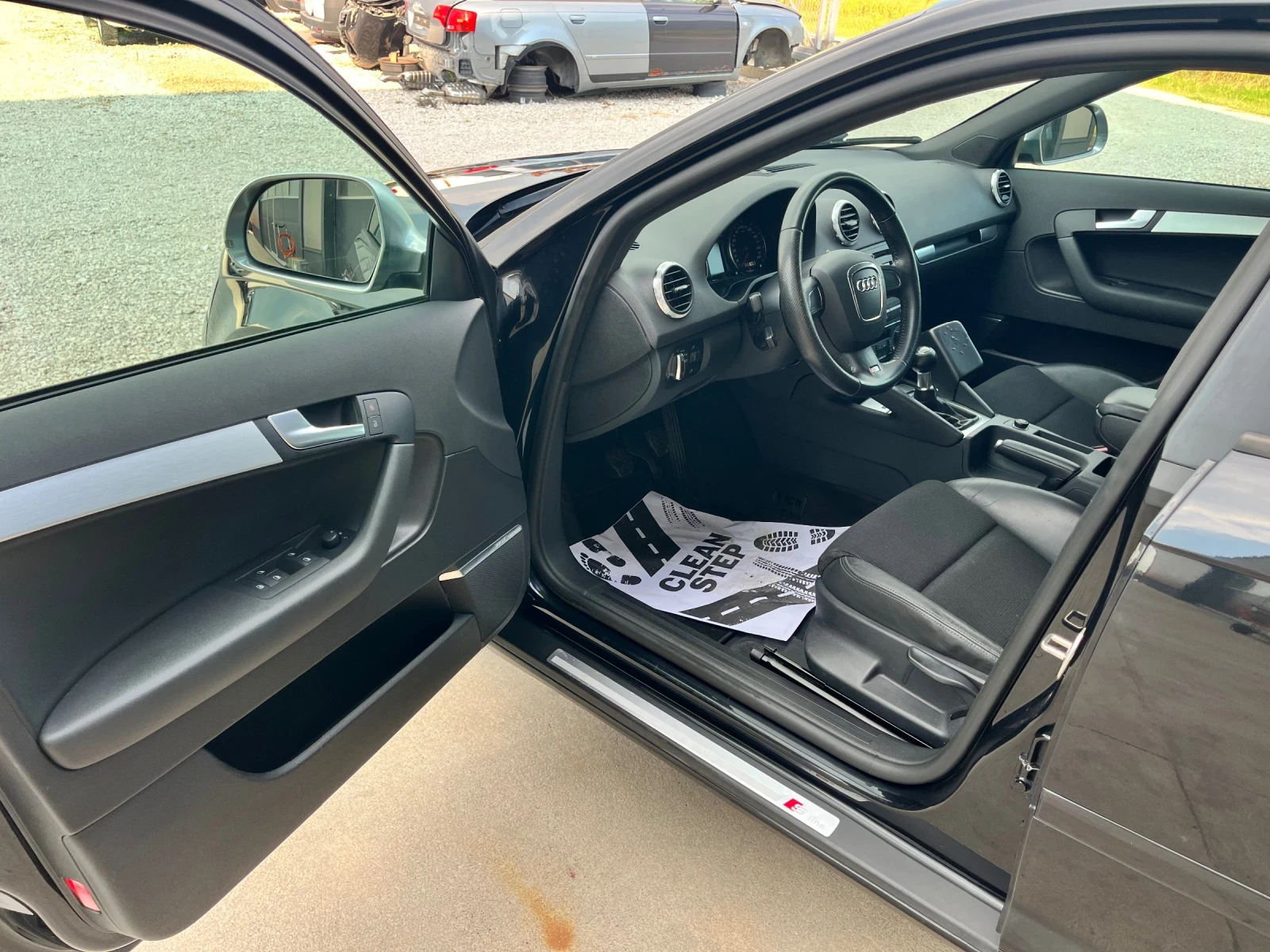 Audi A3 1.9TDI S-LINE, снимка 11 - Автомобили и джипове - 55435052