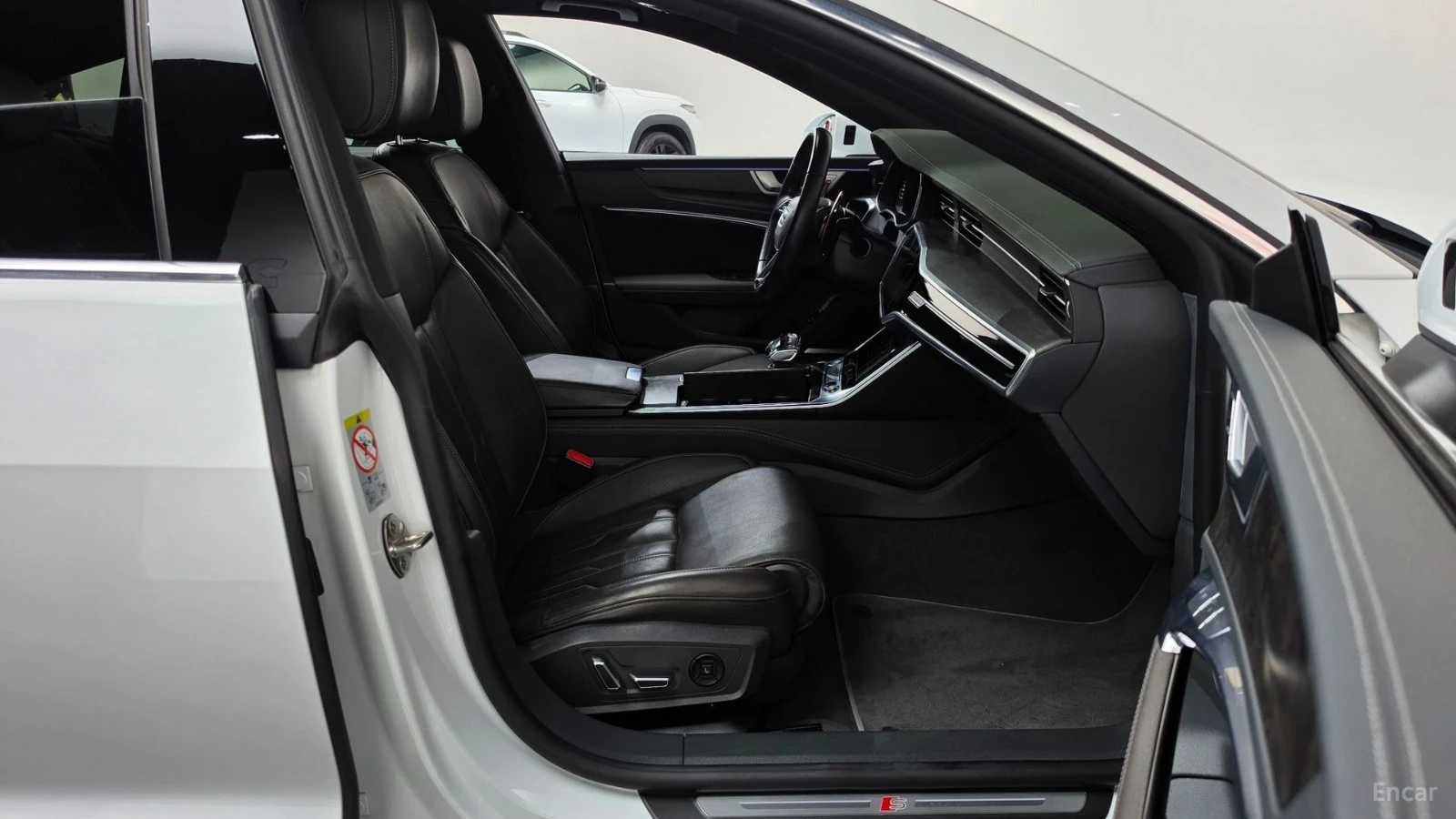 Audi A7 QUATTRO* PREMIUM* MATRIX* DISTRONIC* МАСАЖИ* ОБДУХ, снимка 9 - Автомобили и джипове - 55571644