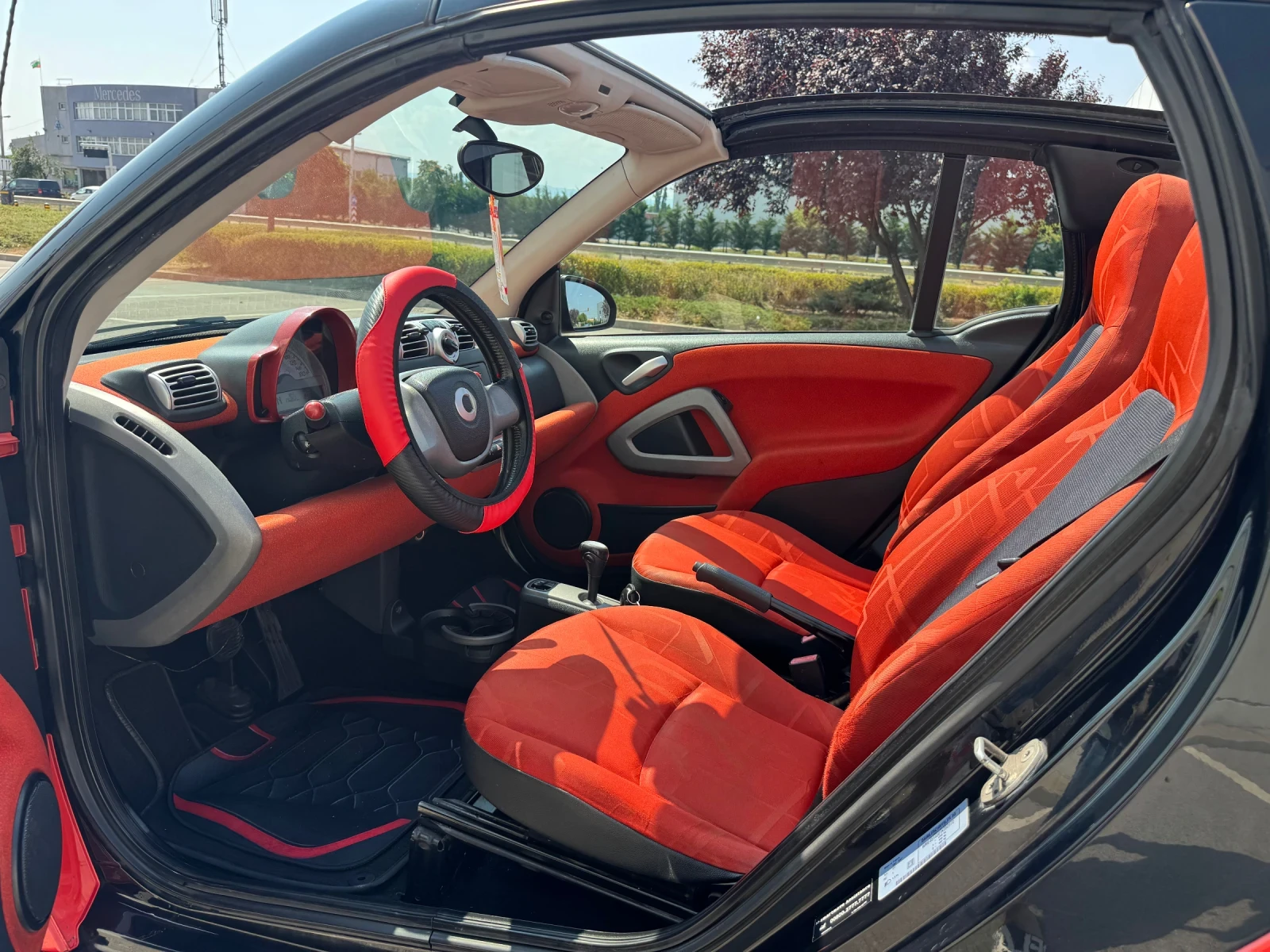 Smart Fortwo Cabrio Автоматик 800cdi 92 000km, снимка 12 - Автомобили и джипове - 55611629