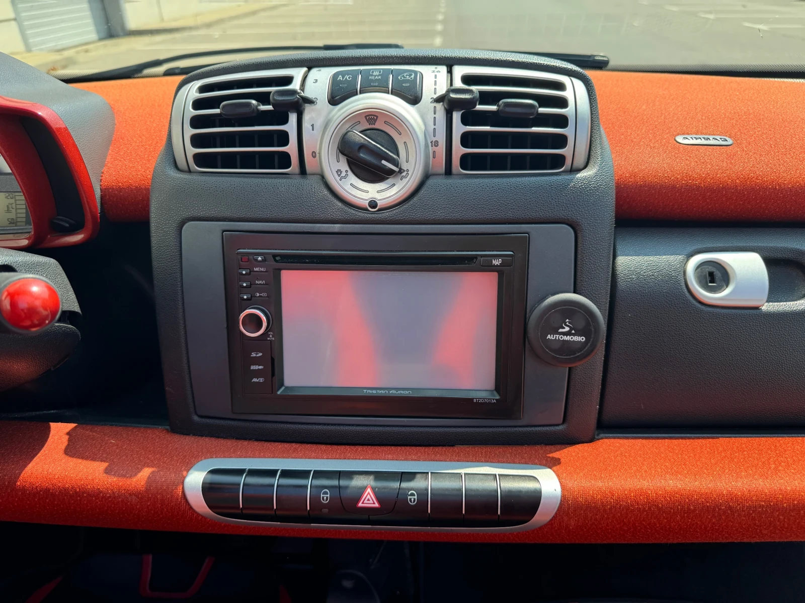 Smart Fortwo Cabrio Автоматик 800cdi 92 000km, снимка 15 - Автомобили и джипове - 55611629
