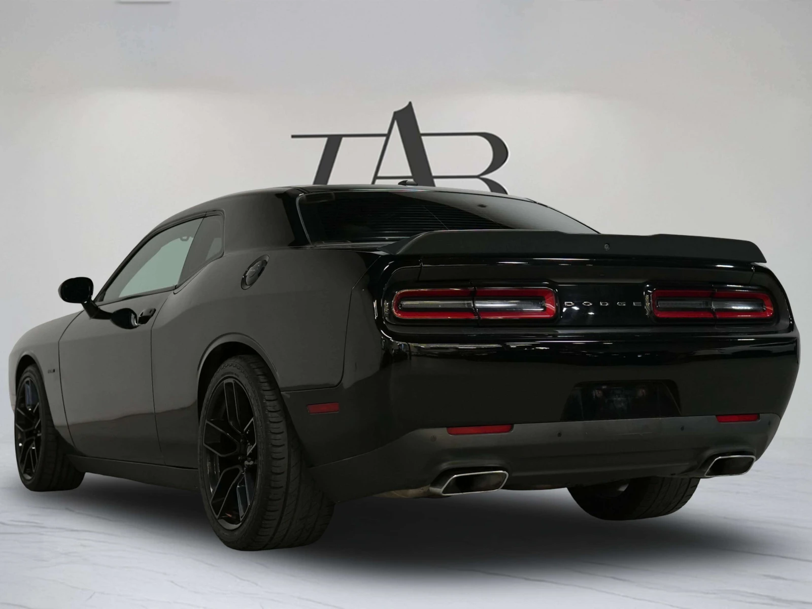 Dodge Challenger R/T | ALPINE / Кожа / ЦЕНА до БГ, снимка 5 - Автомобили и джипове - 55675805