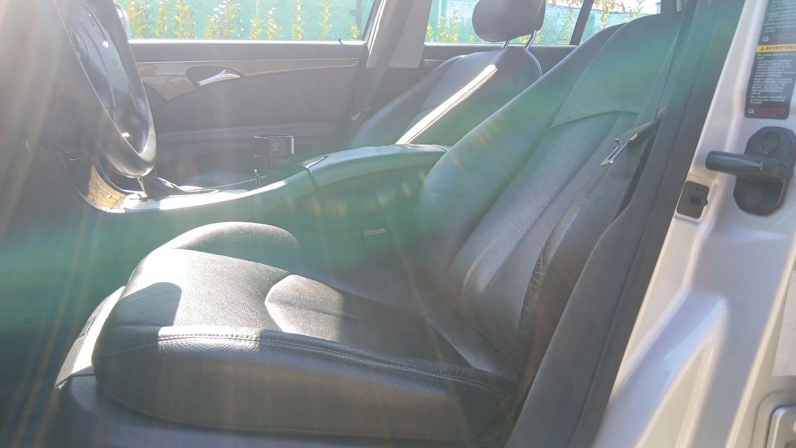Mercedes-Benz E 270 270cdi автоматик, снимка 14 - Автомобили и джипове - 56254069