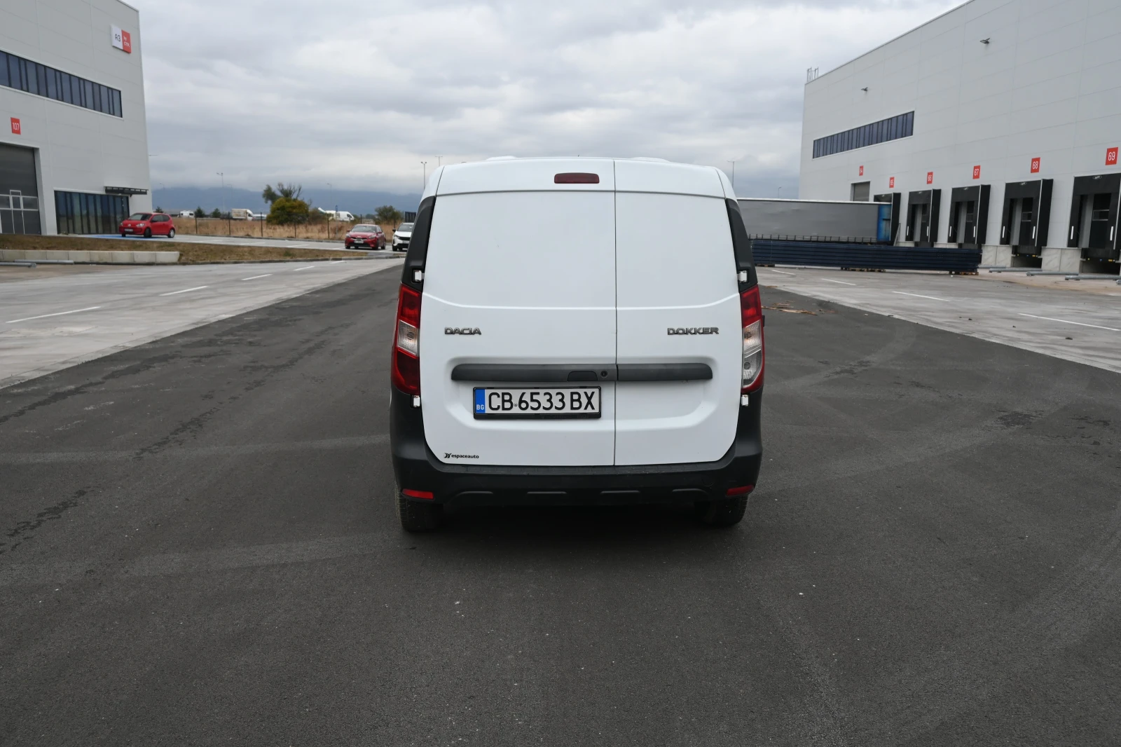 Dacia Dokker 1.5 dCi, снимка 5 - Автомобили и джипове - 56506740