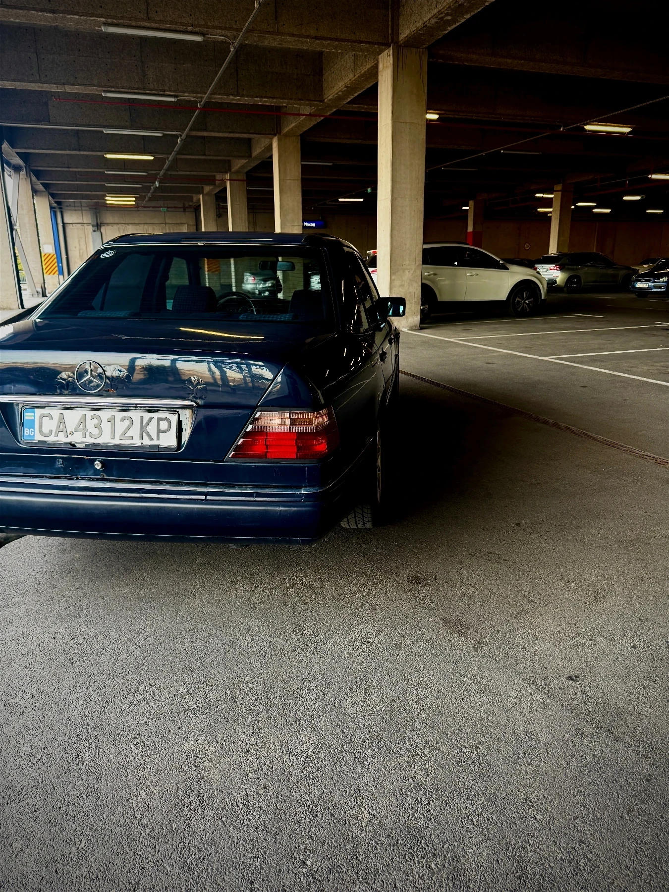 Mercedes-Benz 124 2.2 150к., снимка 5 - Автомобили и джипове - 56597308