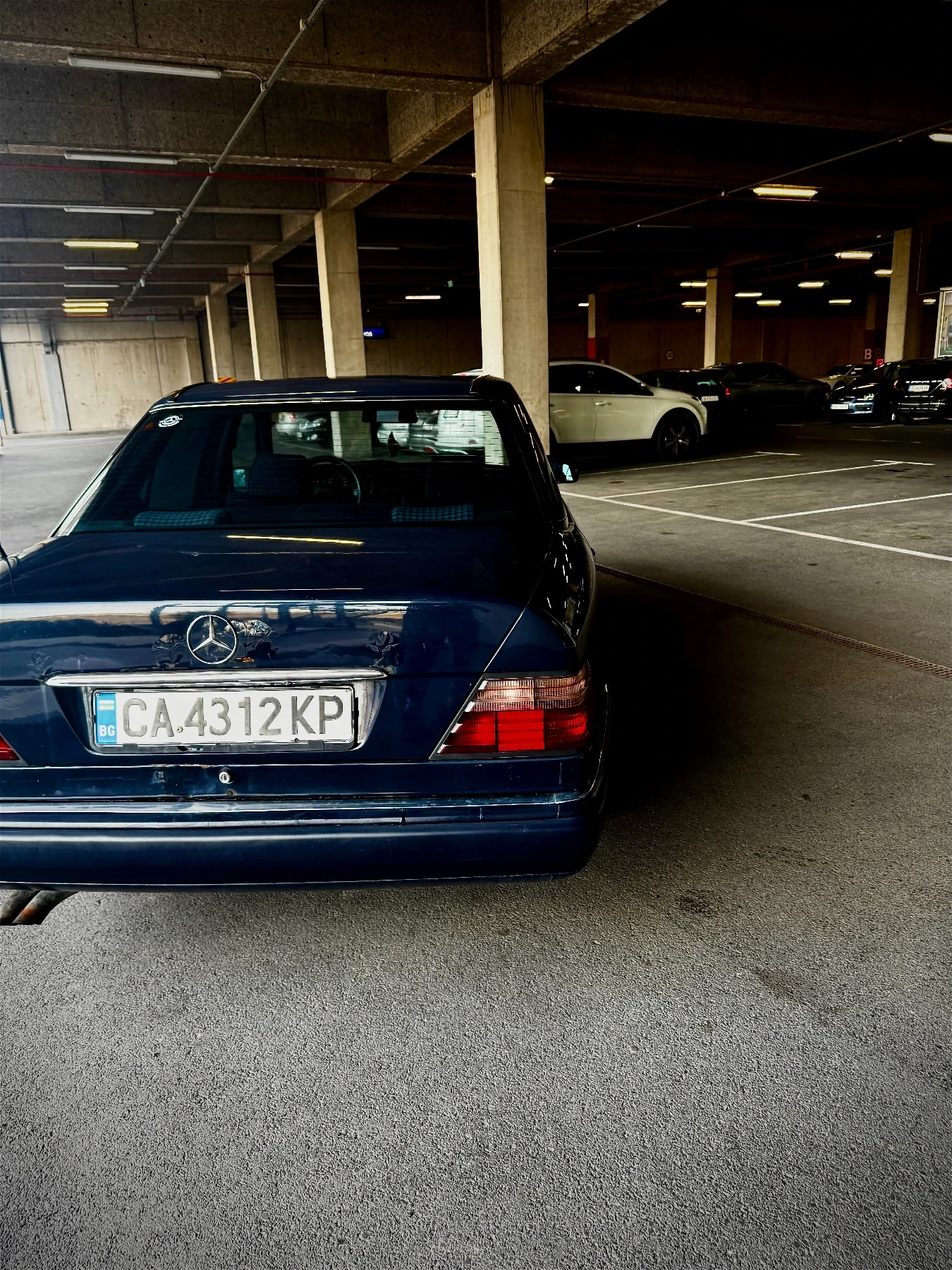 Mercedes-Benz 124 2.2 150к., снимка 4 - Автомобили и джипове - 56597308
