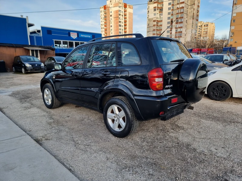 Toyota Rav4 2.0D4D FECE, снимка 4 - Автомобили и джипове - 48392560