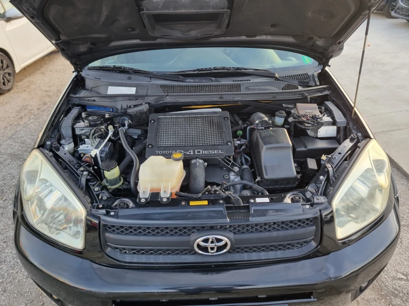 Toyota Rav4 2.0D4D FECE, снимка 17 - Автомобили и джипове - 48392560