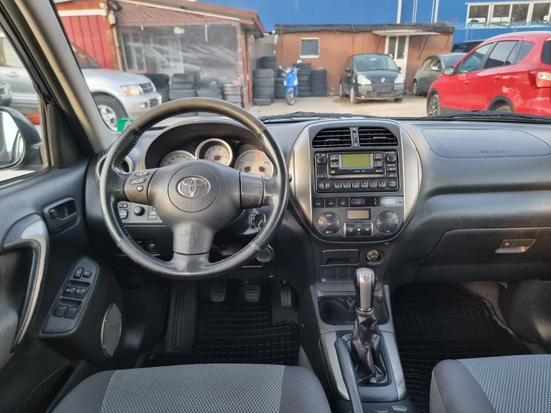 Toyota Rav4 2.0D4D FECE, снимка 12 - Автомобили и джипове - 48392560