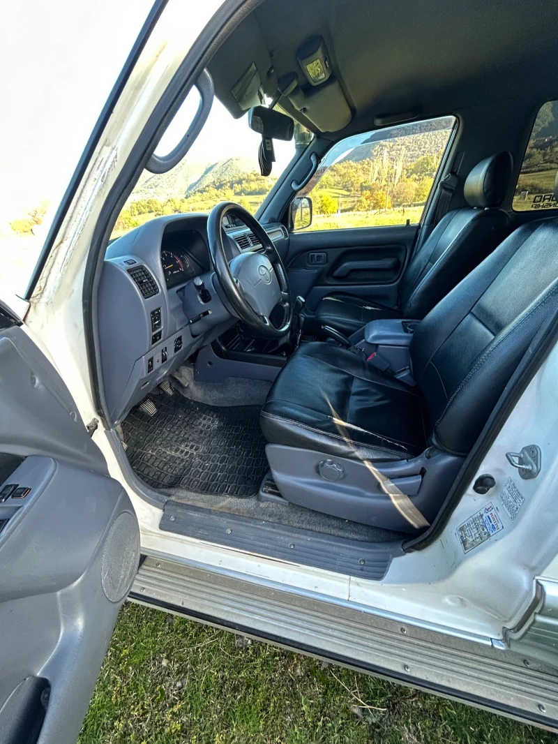Toyota Land cruiser, снимка 8 - Автомобили и джипове - 52272341