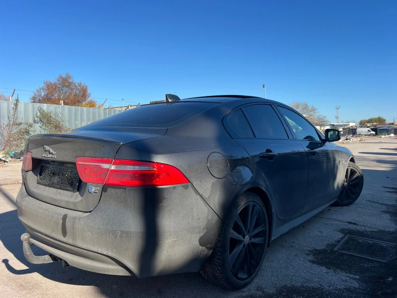 Jaguar XE, снимка 5 - Автомобили и джипове - 52775558