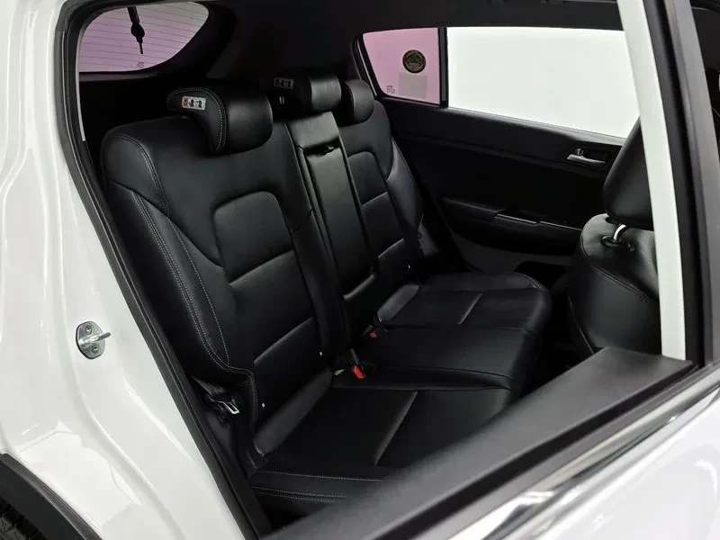 Kia Sportage 2.0 CRDi 4WD, снимка 12 - Автомобили и джипове - 54275014