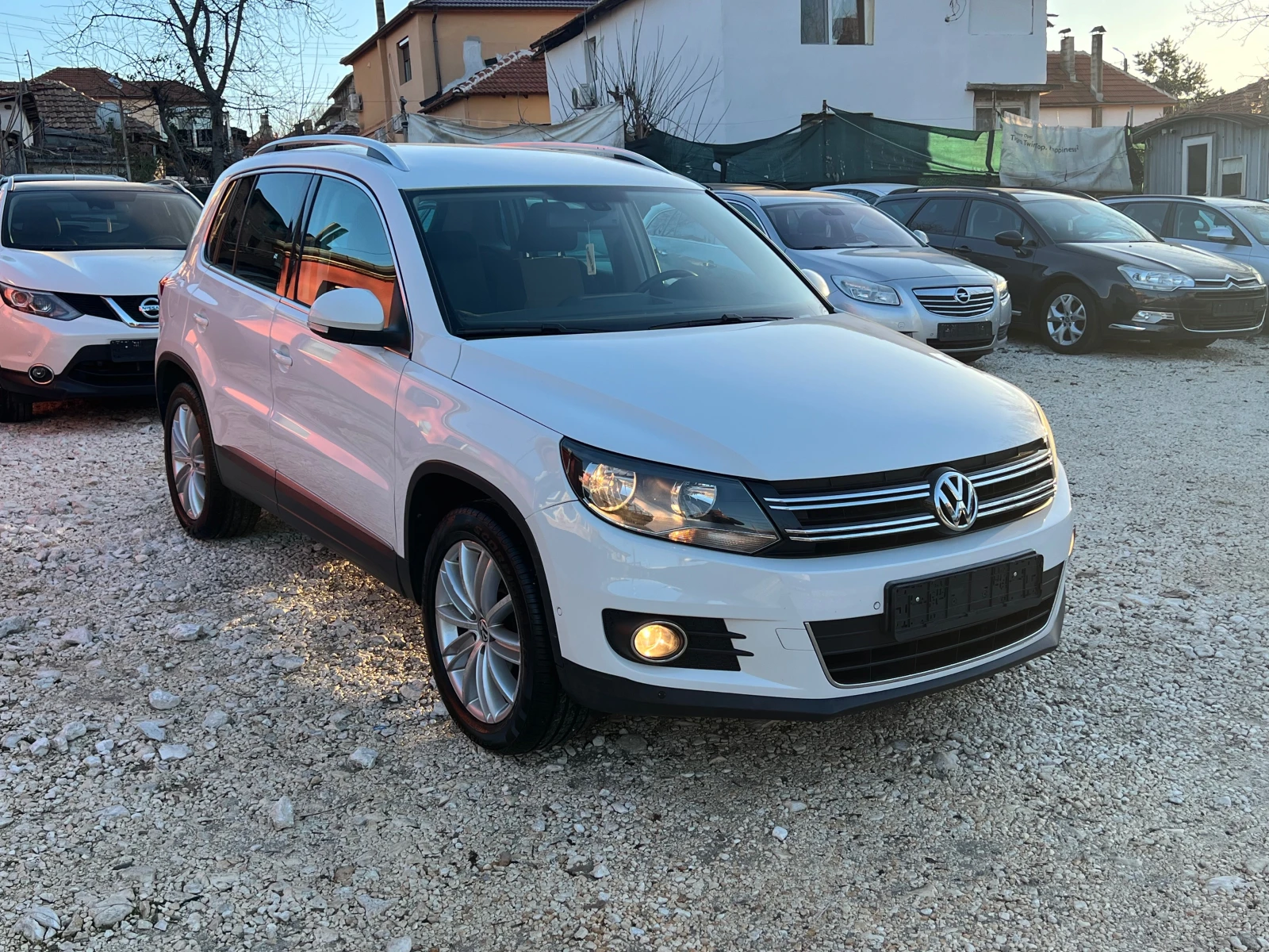 VW Tiguan 2.0 TDI 4MOTION SPORT - изображение 7