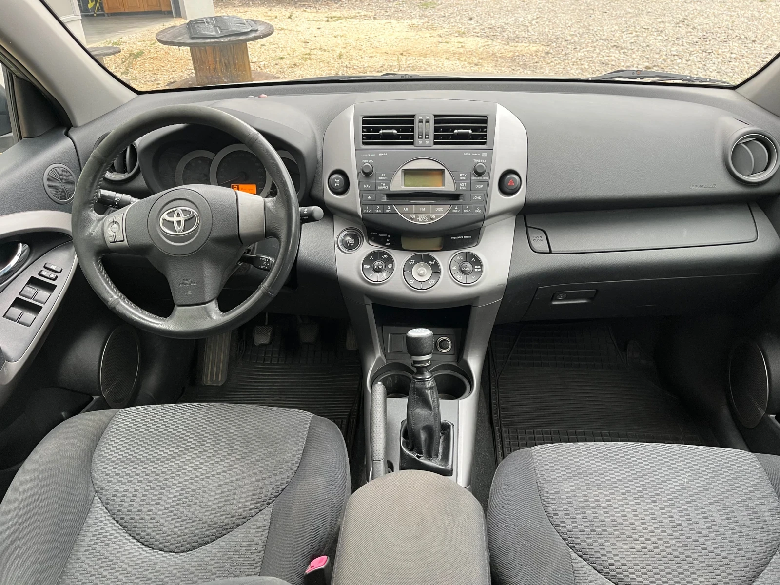 Toyota Rav4 2.2D-4D 136кс - изображение 9