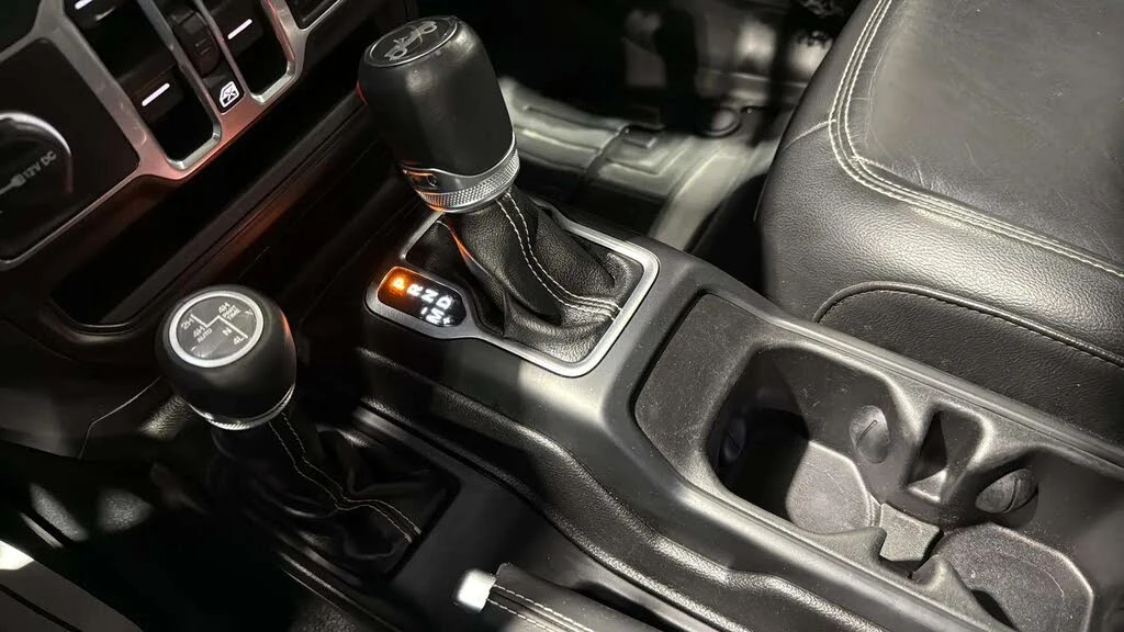 Jeep Wrangler Unlimited Sahara * 4WD * A* (  ) | Mobile.bg   16