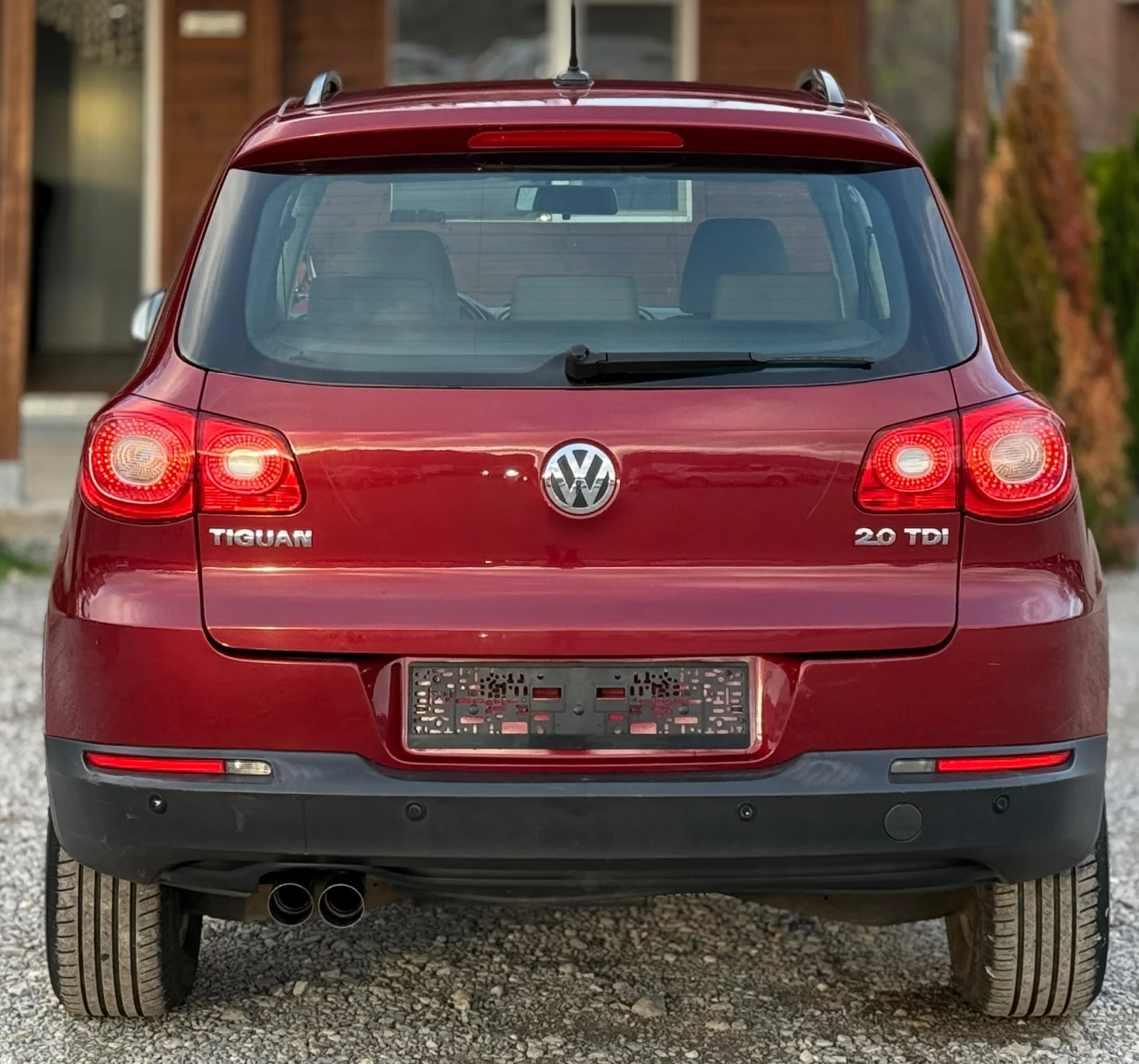 VW Tiguan 2.0TDi 140к.с * DSG* * 4-Motion* * Xenon*  - изображение 5