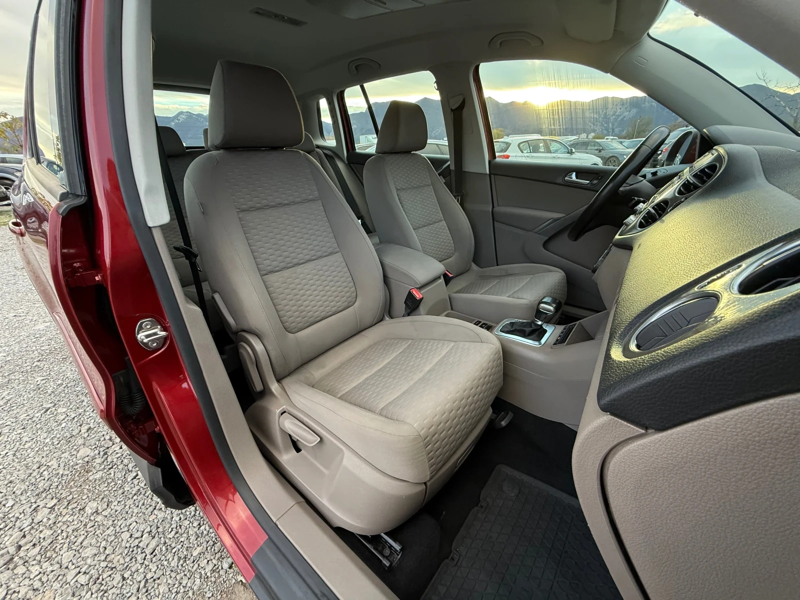 VW Tiguan 2.0TDi 140. * DSG* * 4-Motion* * Xenon*  | Mobile.bg   13