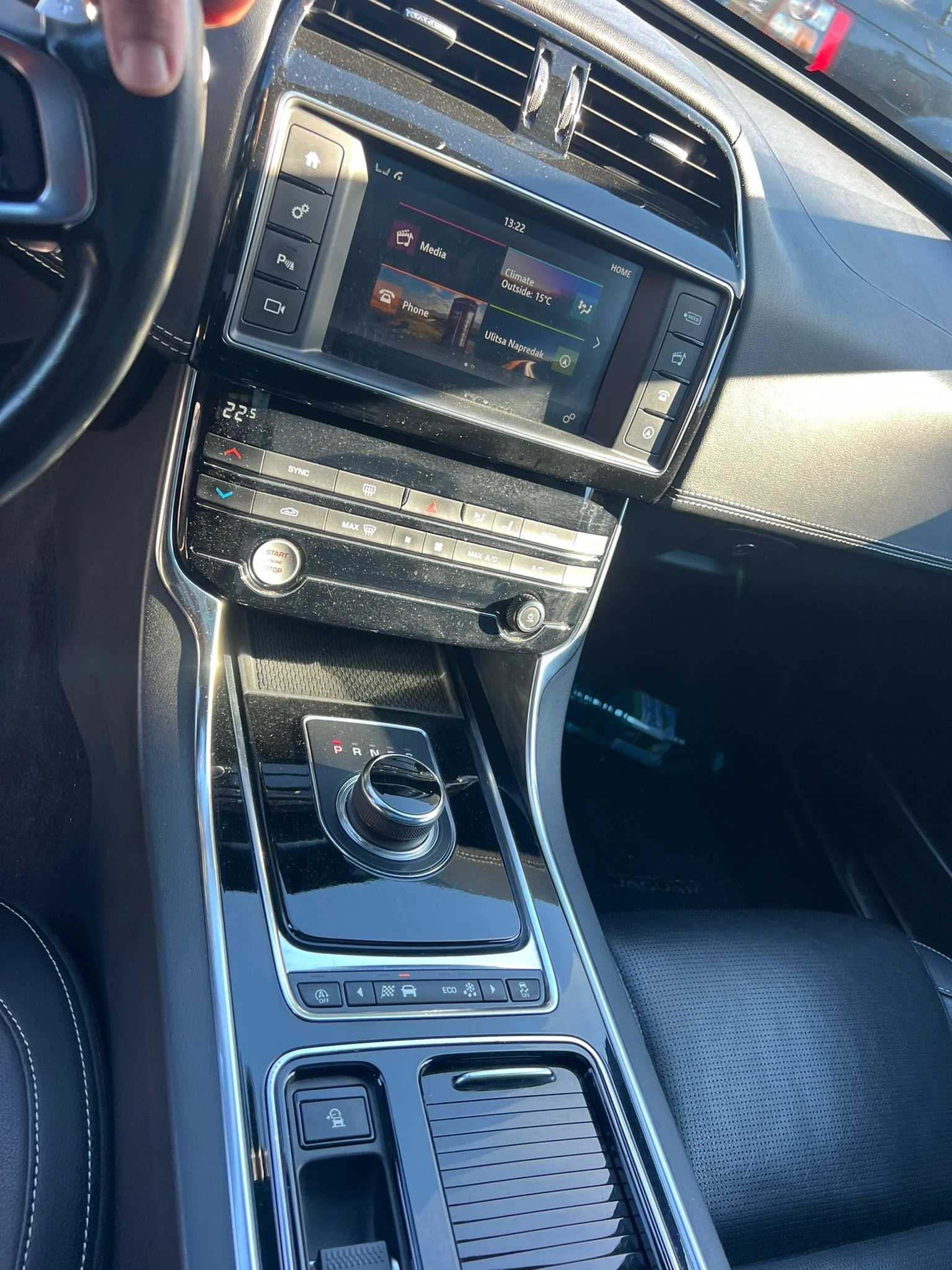 Jaguar XE | Mobile.bg � ����������� 10