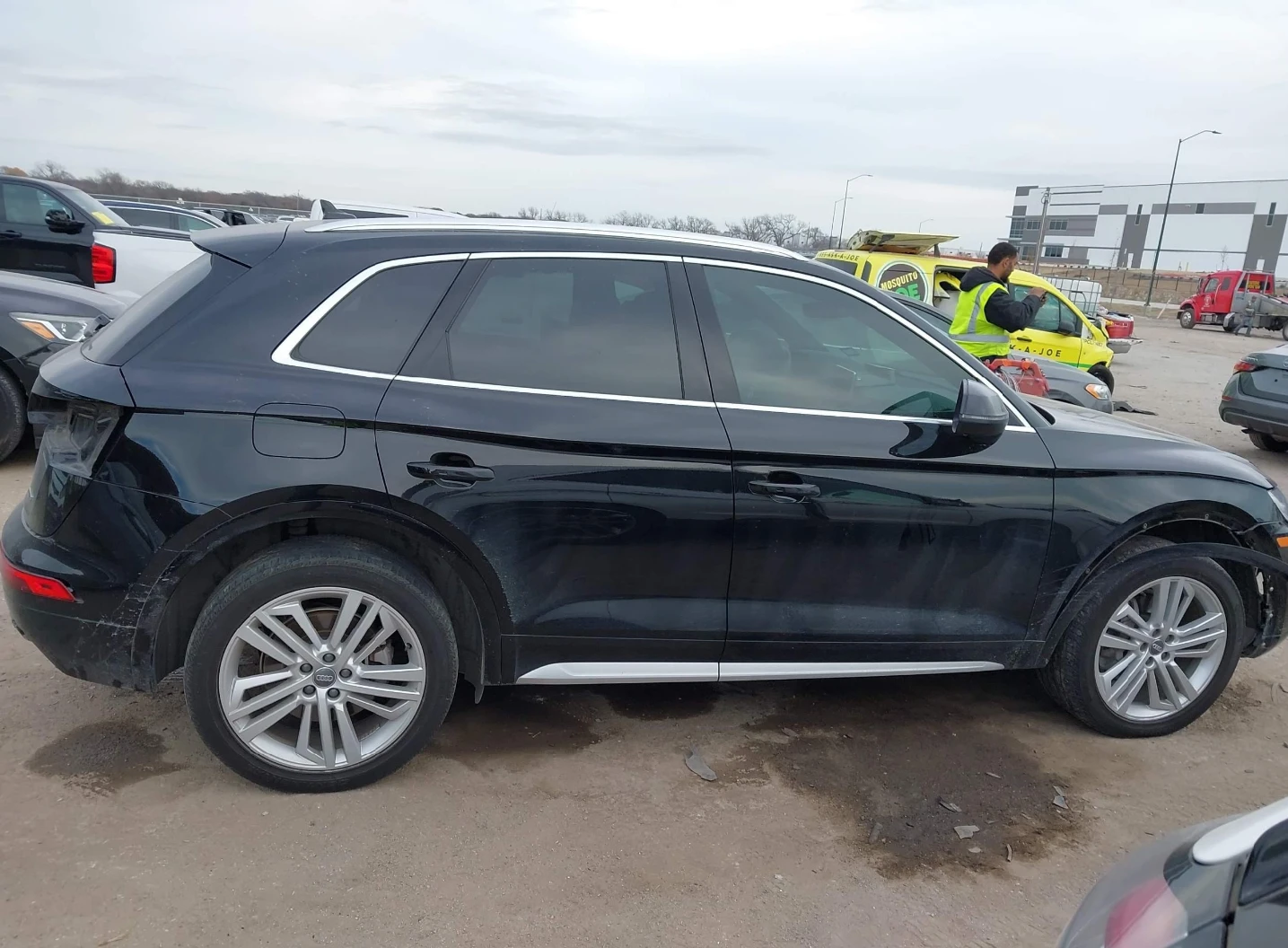 Audi Q5 * ДИГИТАЛНО* ТАБЛО* ПАНОРАМА* КАМЕРА* ПОДГРЕВ* , снимка 6 - Автомобили и джипове - 53853118