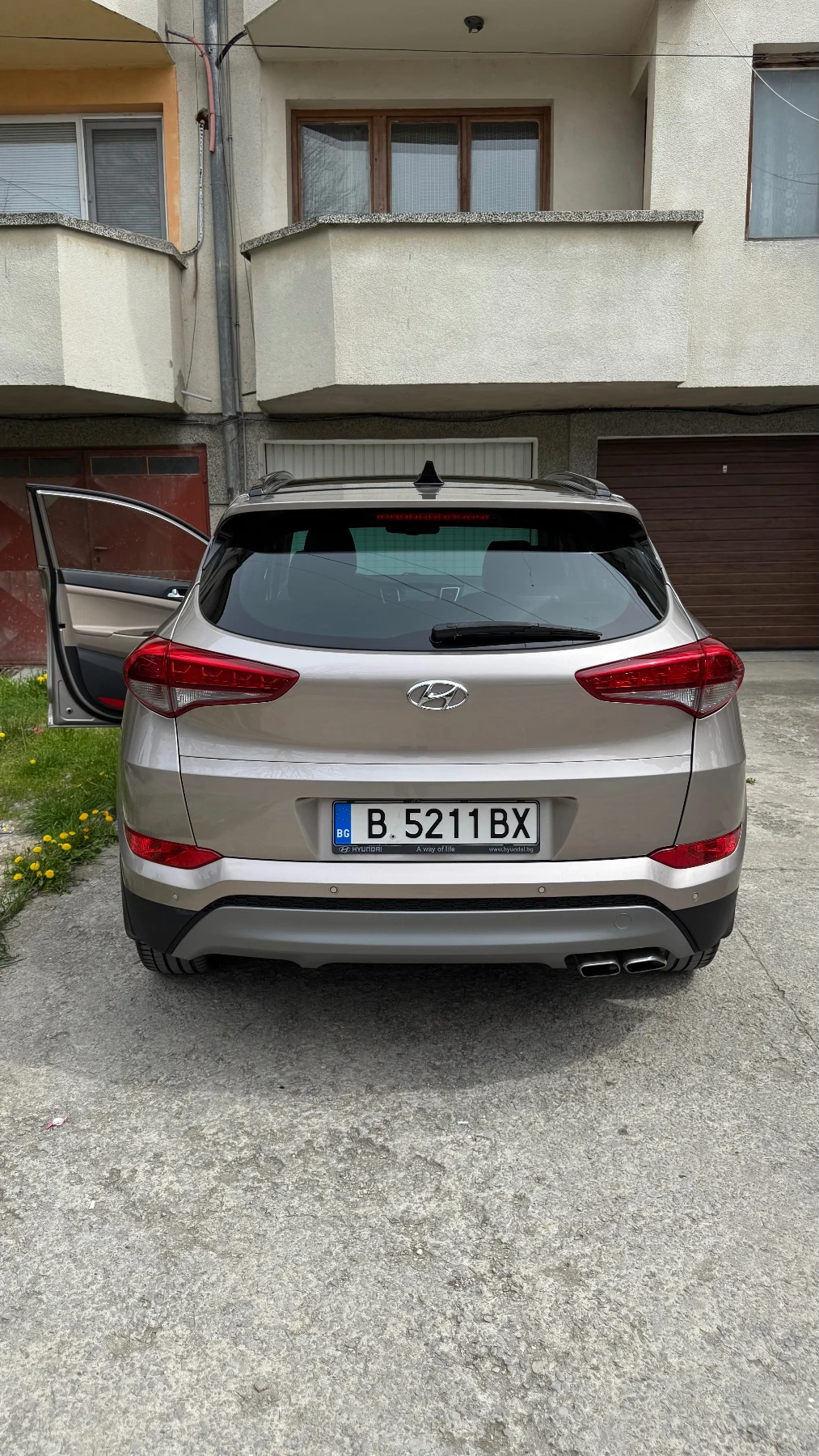 Hyundai Tucson TUCSON IX35, снимка 2 - Автомобили и джипове - 54224576