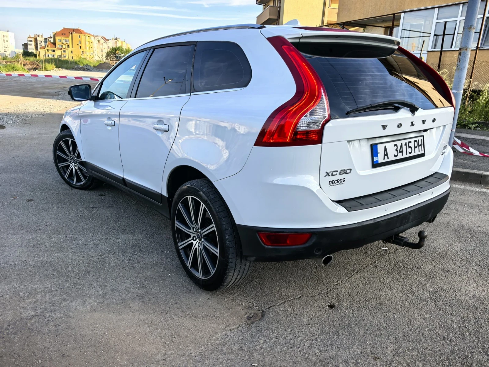 Volvo XC60 AWD, снимка 6 - Автомобили и джипове - 54556401