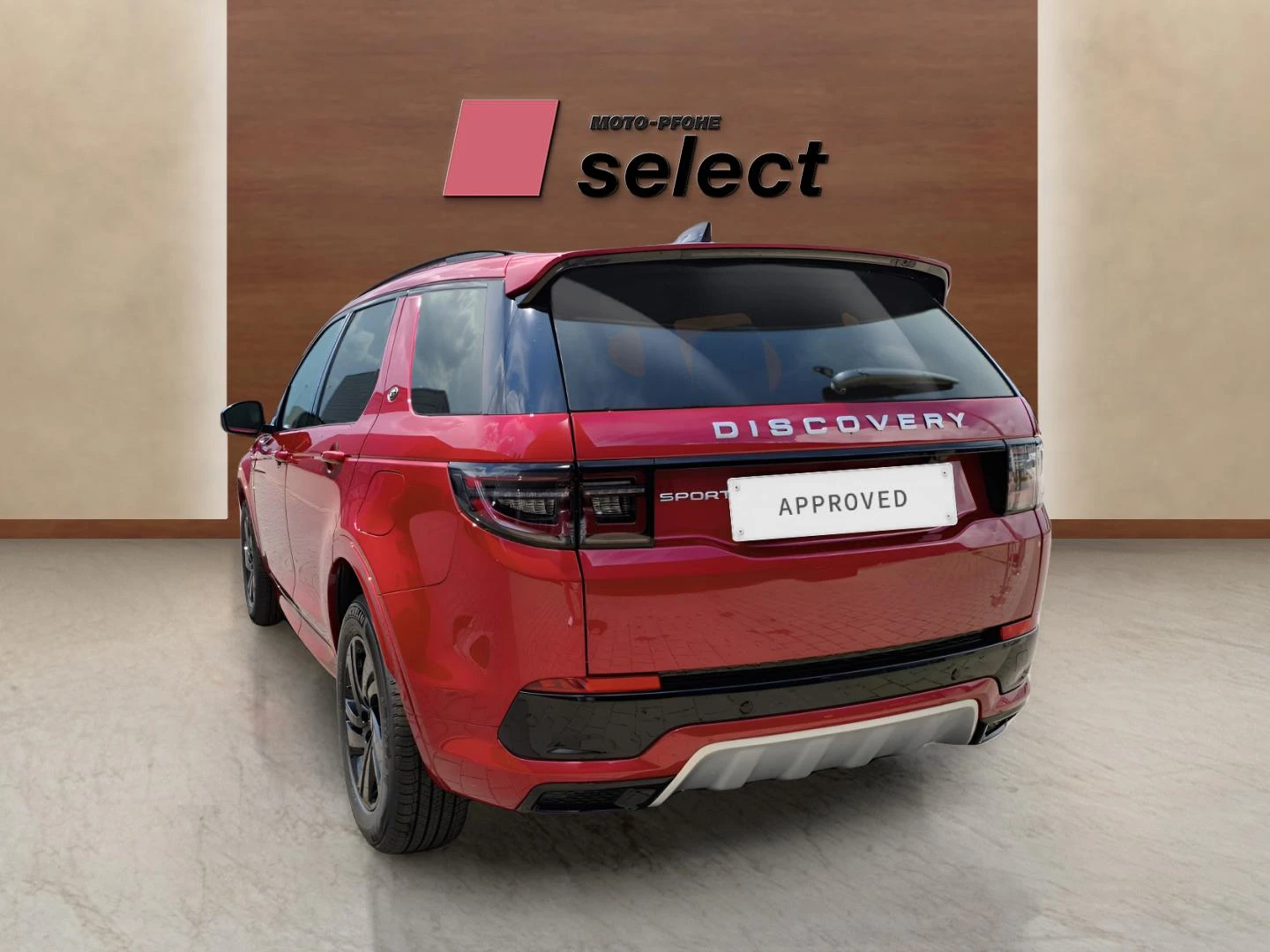 Land Rover Discovery Sport PHEV, снимка 7 - Автомобили и джипове - 54887675