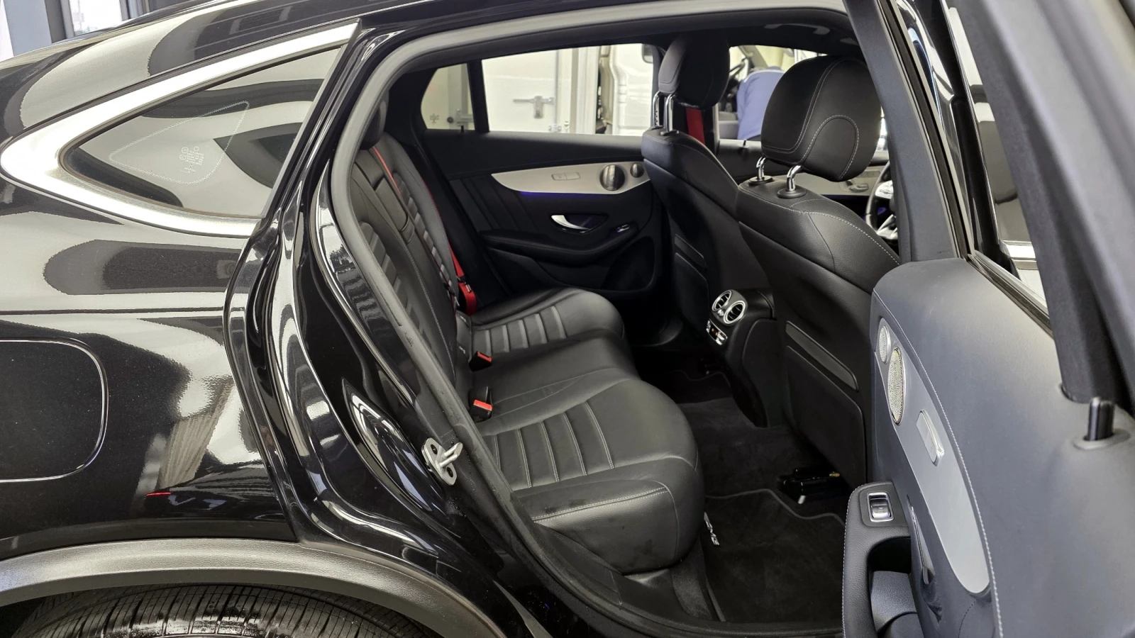 Mercedes-Benz GLC 43 AMG, снимка 14 - Автомобили и джипове - 54951236