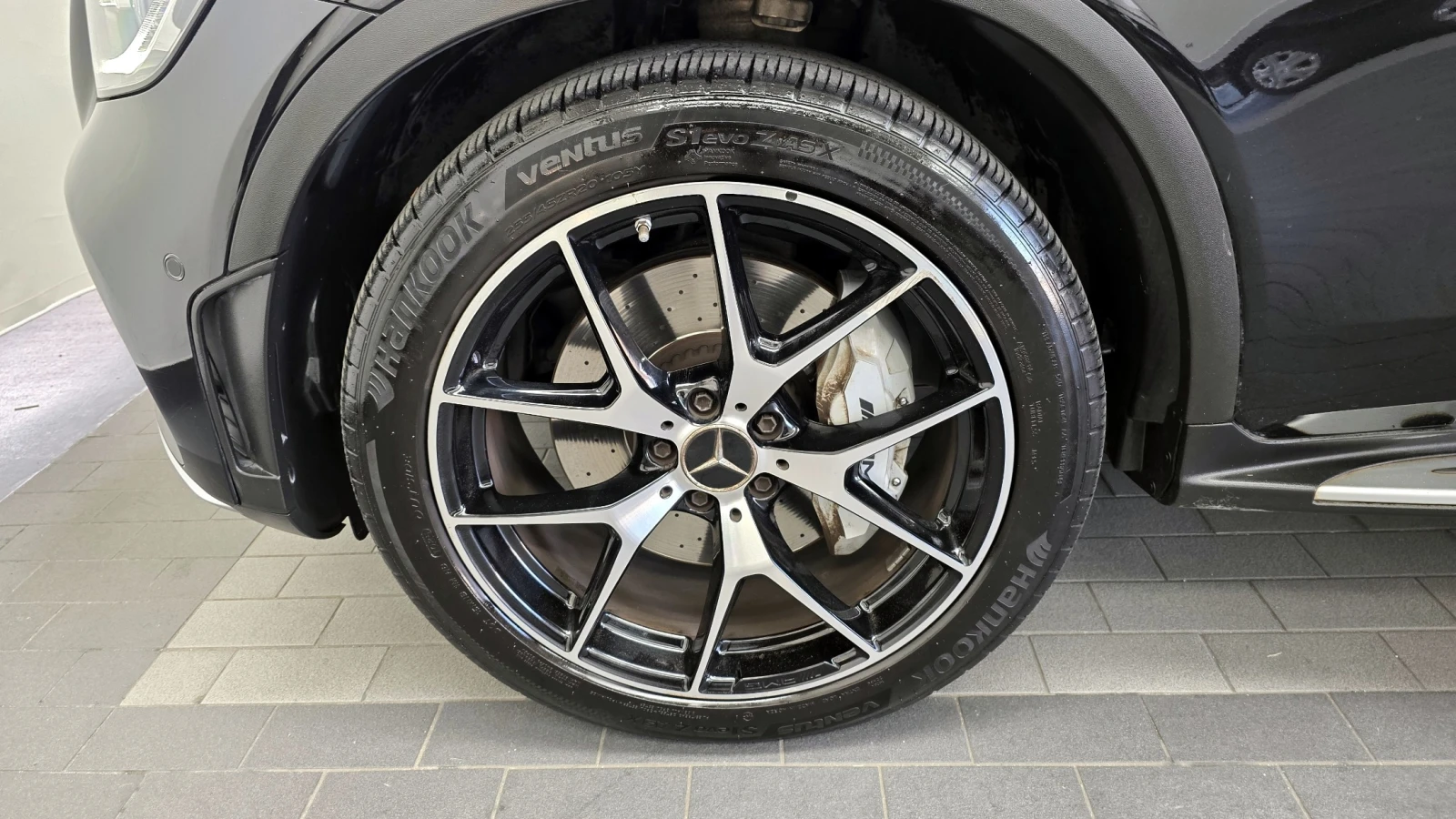 Mercedes-Benz GLC 43 AMG, снимка 3 - Автомобили и джипове - 54951236