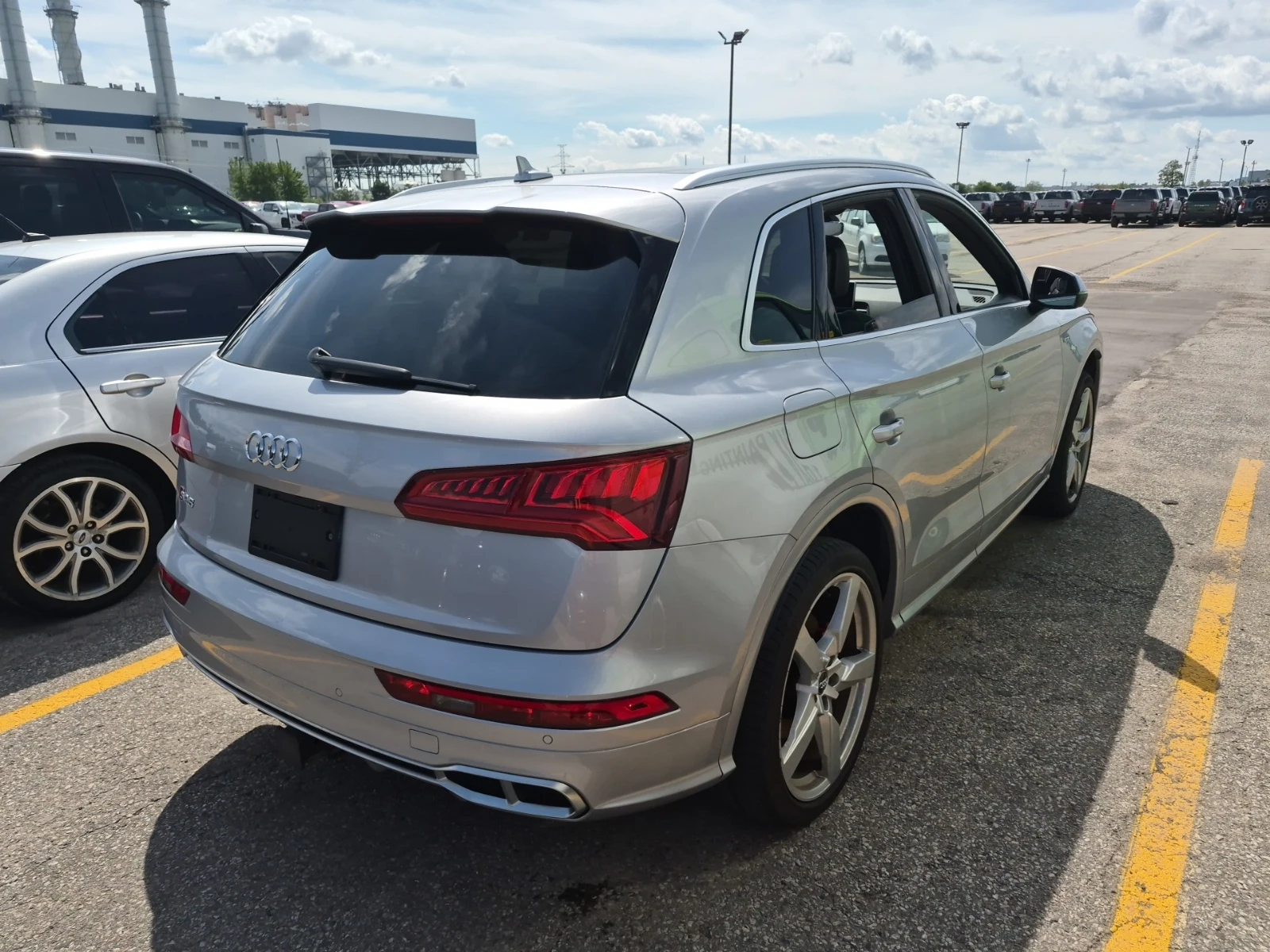 Audi SQ5 PROGRESSIV, АВТОКРЕДИТ, снимка 3 - Автомобили и джипове - 55949542