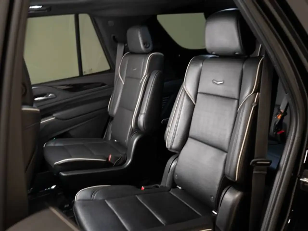 Cadillac Escalade PORT | 600 | 7 PASS | ASSIST PKG | 22 IN, снимка 17 - Автомобили и джипове - 56140392