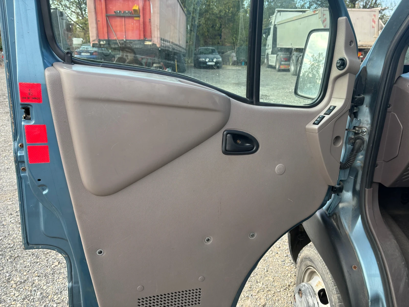 Renault Master Бордово - изображение 3