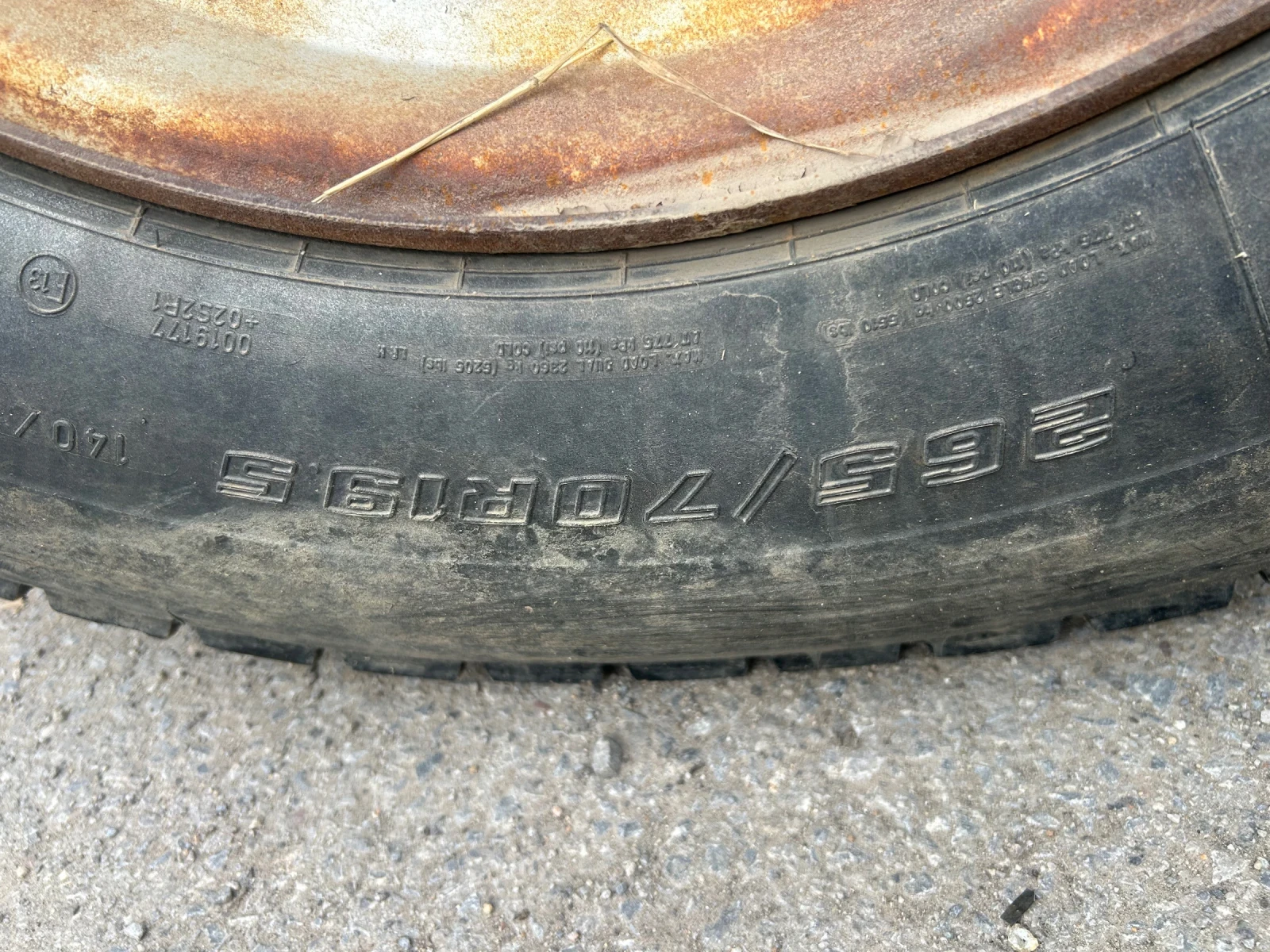 Mercedes-Benz 1017 Гуми с джанти 265.70R19, 5, снимка 5 - Камиони - 54885149
