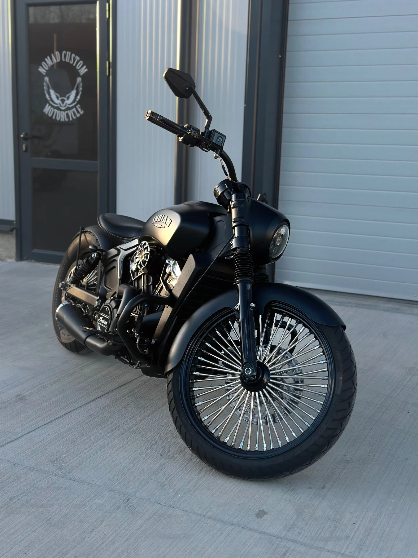 Indian Scout INDIAN SCOUT BOBBER | Auto.bg — изображение 1