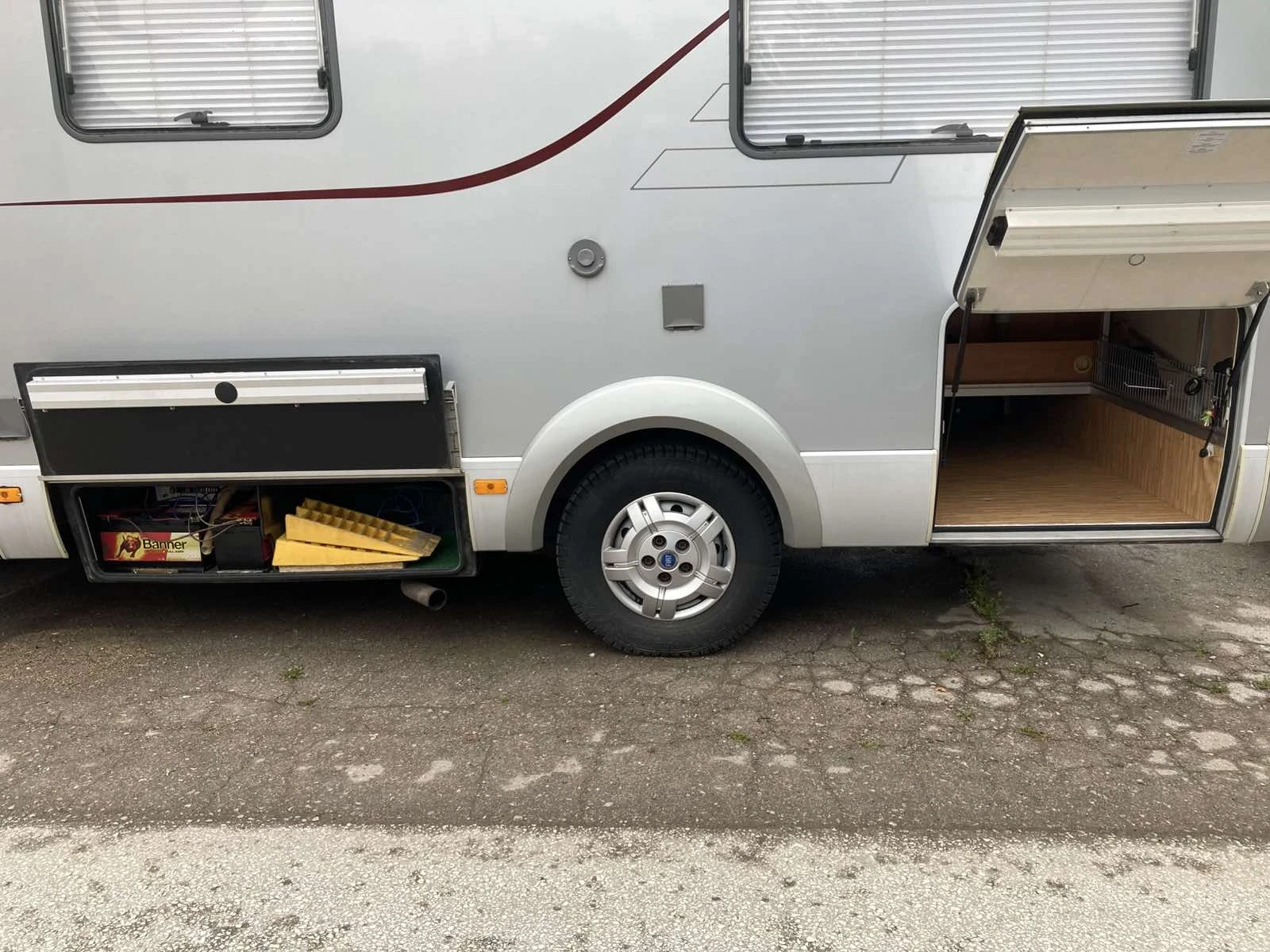 ������ HYMER / ERIBA 754 SL | Mobile.bg � ����������� 15