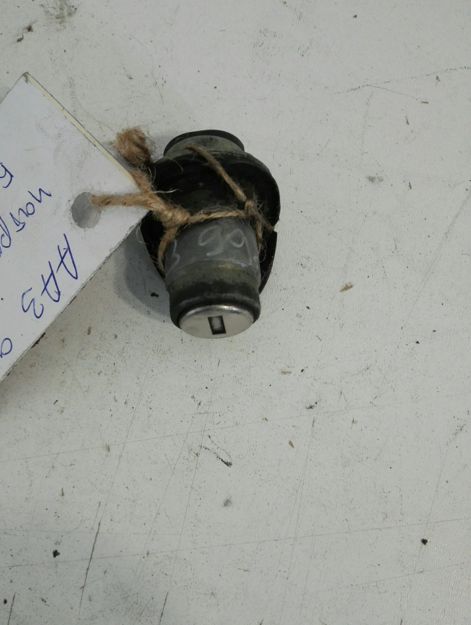 ������ �������� ���� �3 | Mobile.bg � ����������� 1