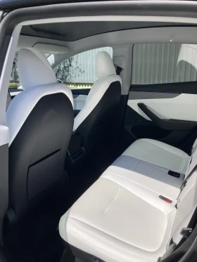 Tesla Model Y Long Range Rear Wheel Drive, снимка 6