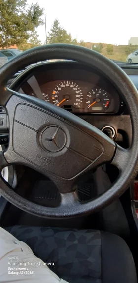 Mercedes-Benz C 180, снимка 13
