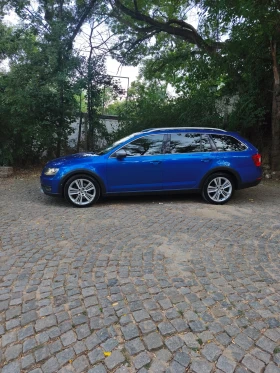 Skoda Octavia Scout , снимка 3