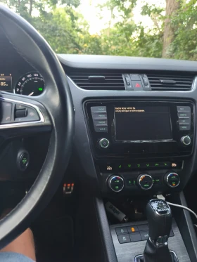 Skoda Octavia Scout , снимка 12