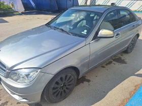 Mercedes-Benz C 220, снимка 13
