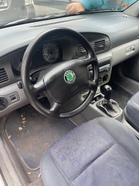 Skoda Octavia 1.6 i, снимка 4