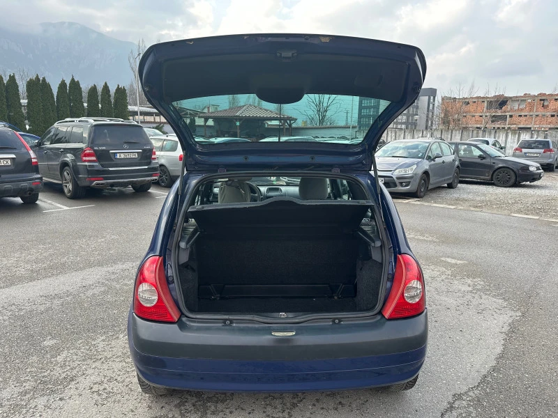 Renault Clio 1.2i, снимка 17 - Автомобили и джипове - 44636682