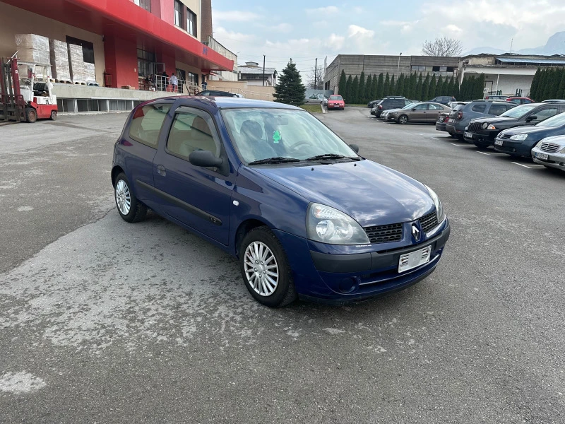 Renault Clio 1.2i, снимка 3 - Автомобили и джипове - 44636682