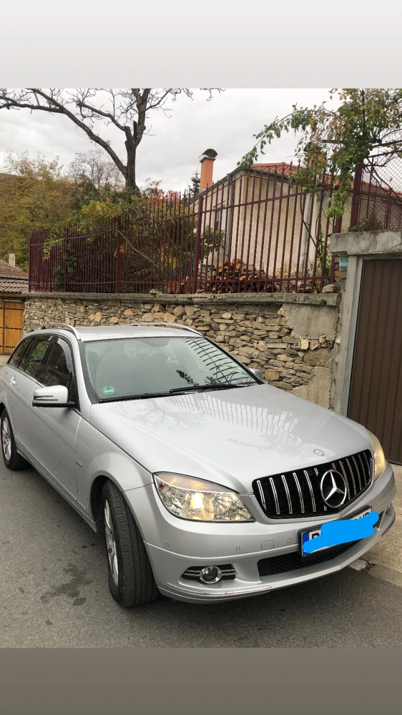 Mercedes-Benz C 220, снимка 1 - Автомобили и джипове - 47906448